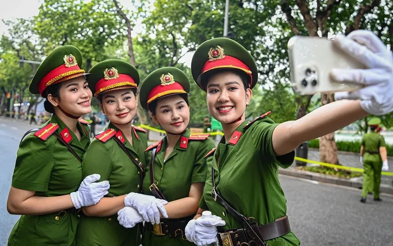 he so luong cong an moi nhat chi tiet bang luong tu
