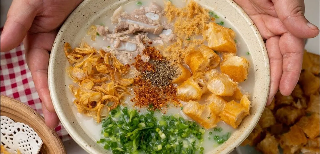 an-gi-ngon-re-o-ha-noi-nhung-mon-ngon-va-noi-thi-am-nen-thu-1111s